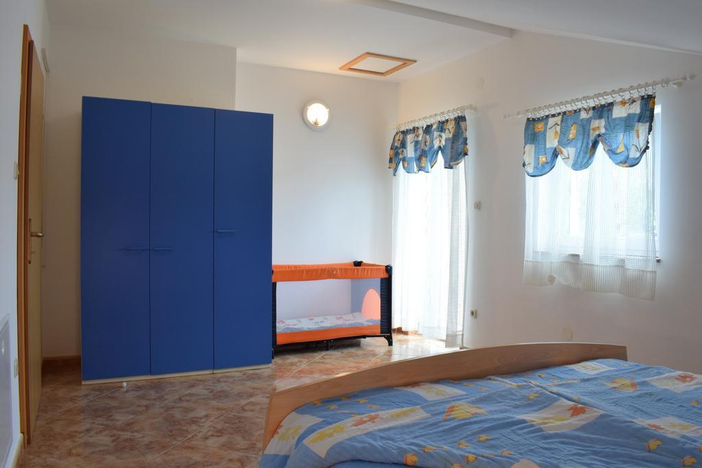 Apartments Green Oasis Malinska Eksteriør billede